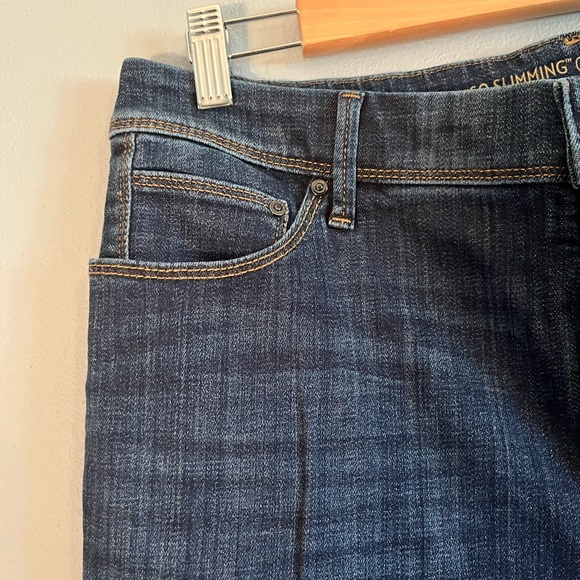 NWT Chicos “the so slimming girlfriend crop” 1P (8 p) - Picture 5 of 8